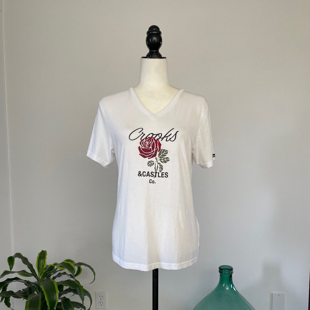 White Crooks & Castles t-shirt - Size M